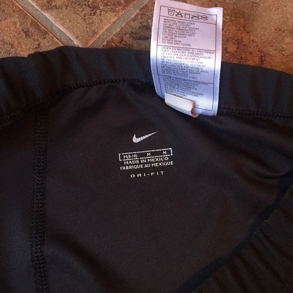 Nike Dri Fit Shorts - Picture 3 of 3